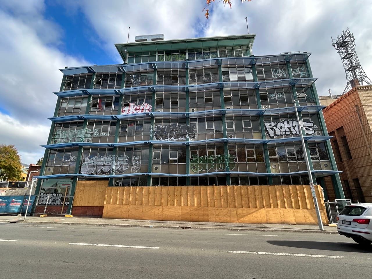 Building on Sandy Bay Road, Hobart, April 2025
